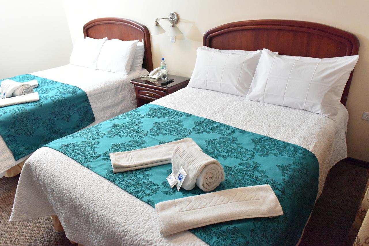 Hotel Makroz Latacunga Bagian luar foto