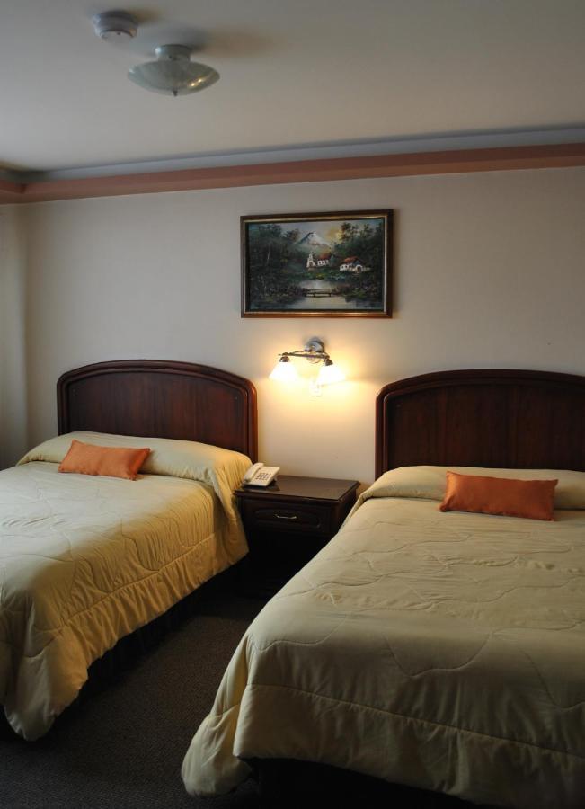 Hotel Makroz Latacunga Bagian luar foto